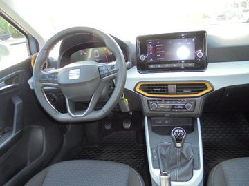 Car image 8