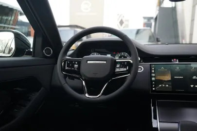 Car image 31