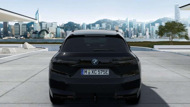 BMW iX xDrive50 385 kW image number 7