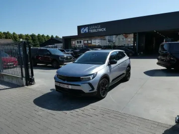 Car image 26