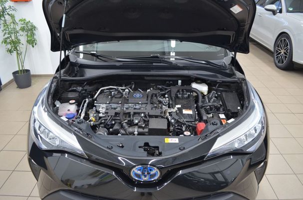 Toyota C-HR 1.8 Hybrid 90 kW image number 18