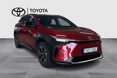 Car image 2