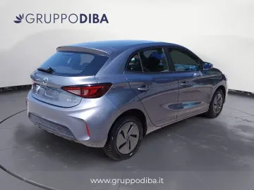 Car image 4