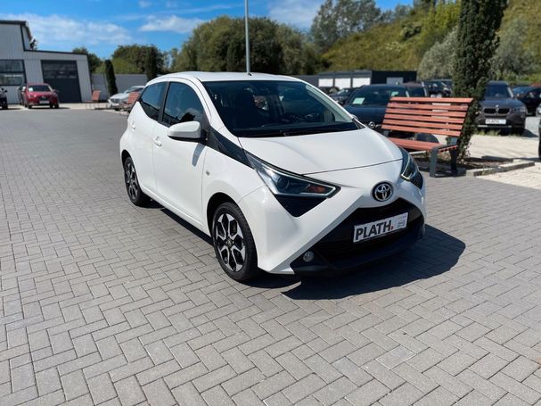 Toyota Aygo 53 kW image number 2