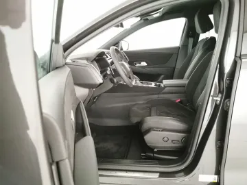 Car image 35