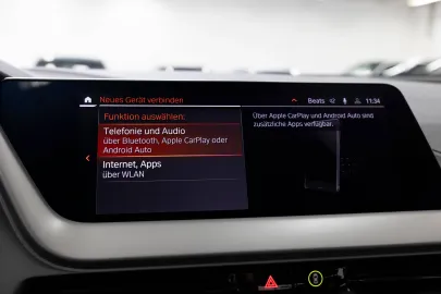 Car image 33