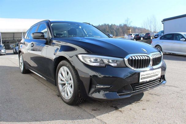 BMW 320d Touring xDrive 140 kW image number 2