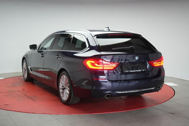 BMW 520d Touring Luxury Line 140 kW image number 4