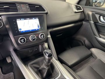 Car image 36