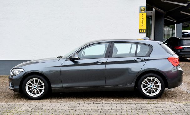 BMW 120i Advantage 135 kW image number 5