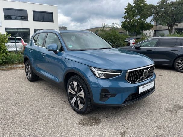 Volvo XC40 Recharge Plug-in Hybrid T4 Plus Bright 155 kW image number 2