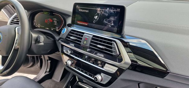 BMW iX3 Impressive 211 kW image number 24