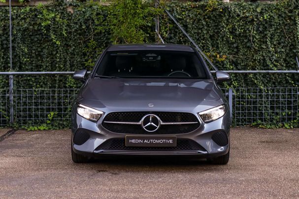 Mercedes-Benz A 180 Line 100 kW image number 2