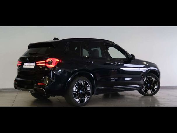 BMW iX3 M Sport Impressive 213 kW image number 3