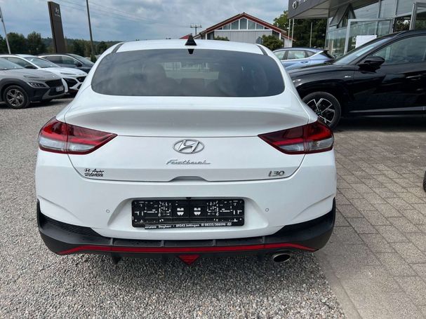 Hyundai i30 Mild Hybrid N Line 118 kW image number 4