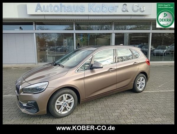 BMW 220i Active Tourer 141 kW image number 1