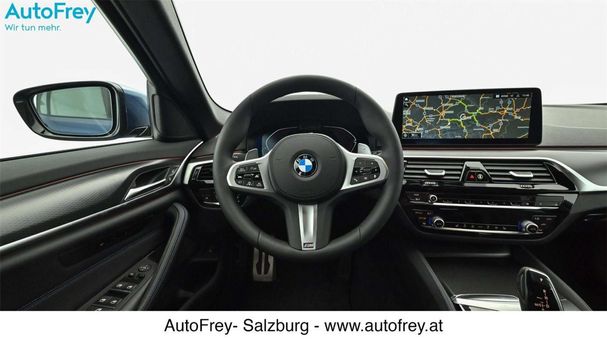 BMW 520d Touring xDrive 140 kW image number 11