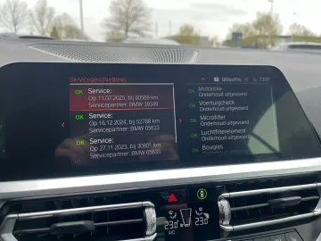 Car image 35