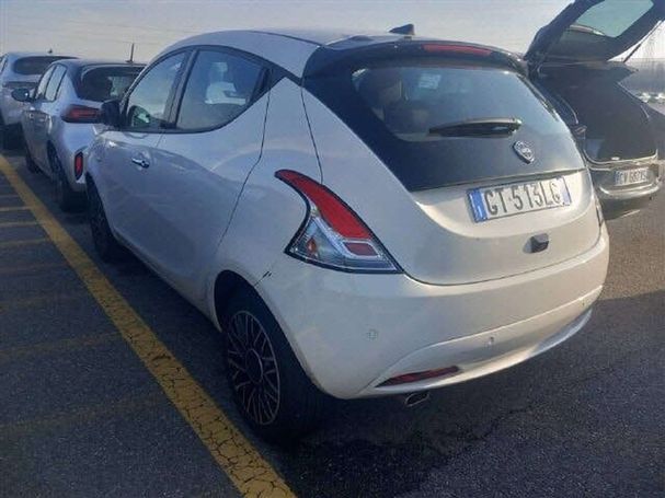 Lancia Ypsilon 51 kW image number 4