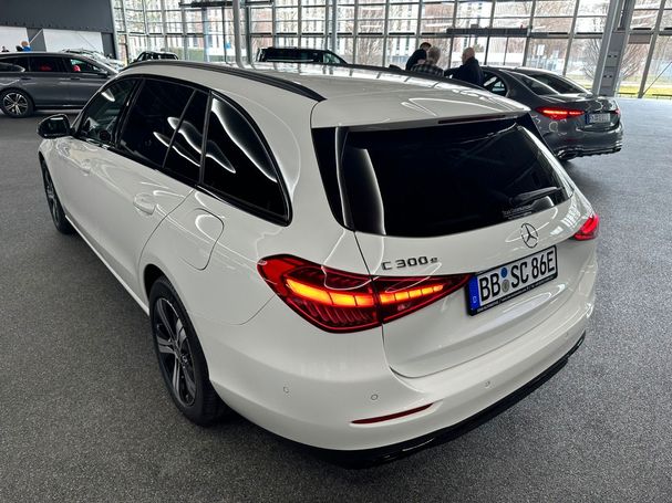 Mercedes-Benz C 300 230 kW image number 5