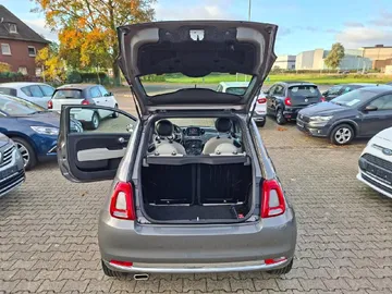 Car image 16