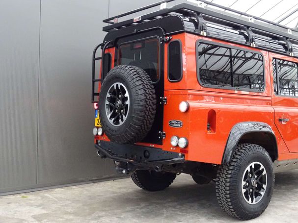 Land Rover Defender 110 2.2 90 kW image number 47