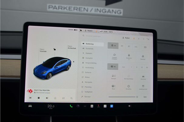 Tesla Model 3 60 Plus 175 kW image number 17