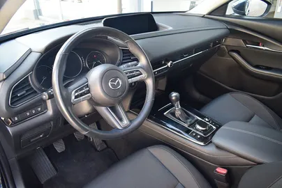Car image 23