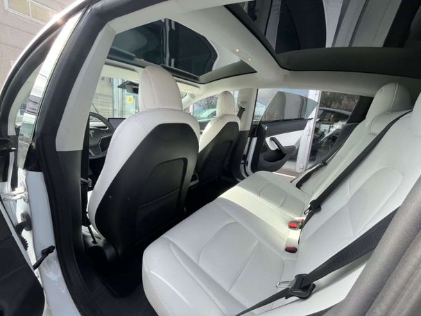 Tesla Model 3 Plus 239 kW image number 8