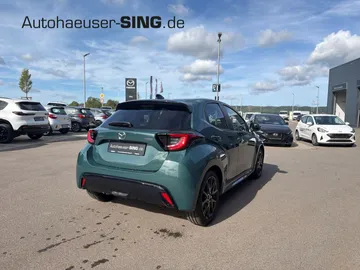 Car image 4