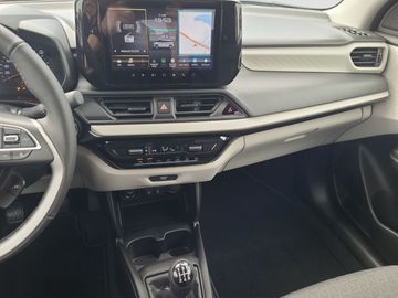 Car image 13