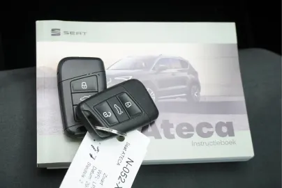 Car image 35