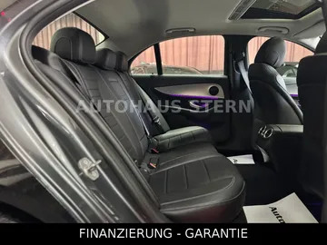 Car image 36