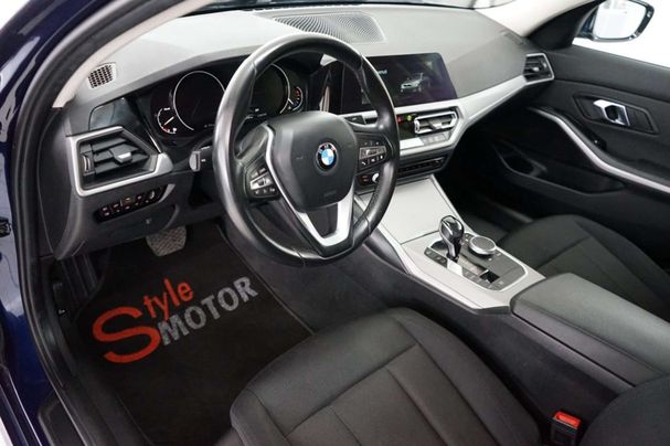 BMW 318d Advantage 110 kW image number 7