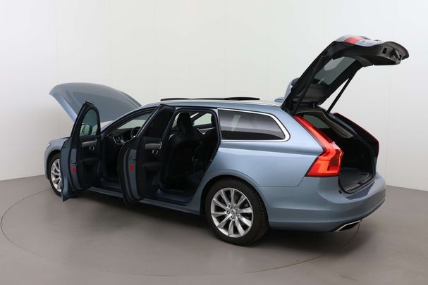 Volvo V90 T8 AWD Momentum 288 kW image number 10