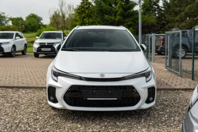 Car image 3