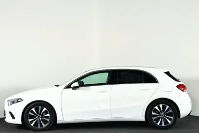 Car image 31