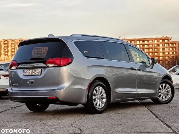 Chrysler Pacifica 214 kW image number 38