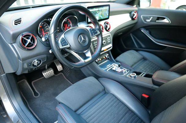 Mercedes-Benz GLA 45 AMG 280 kW image number 13