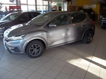 Car image 2
