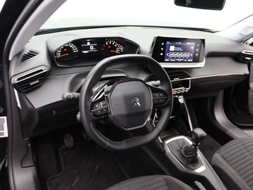 Car image 24