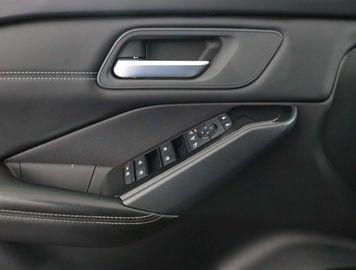 Car image 37