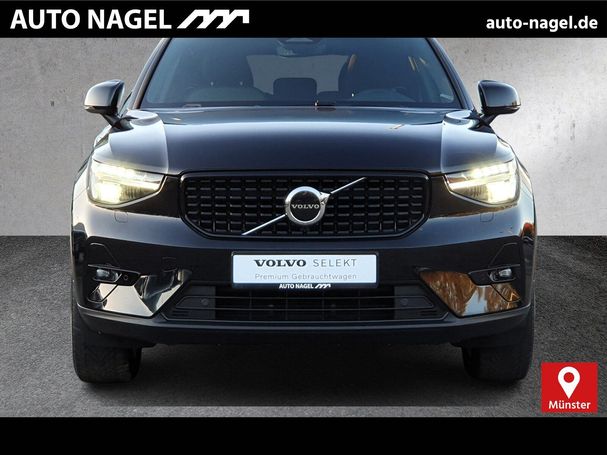 Volvo XC40 B3 Plus Dark 120 kW image number 1