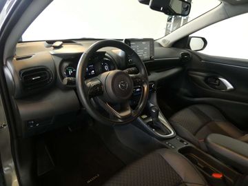 Car image 11