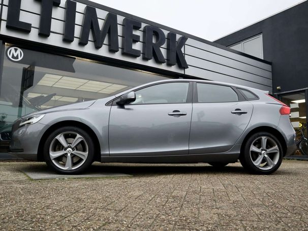 Volvo V40 112 kW image number 24