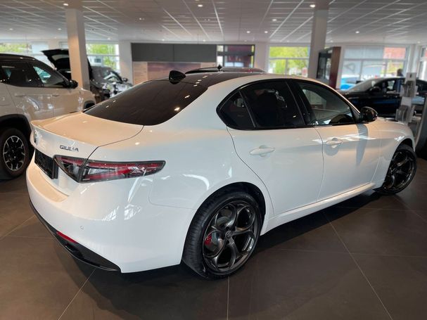 Alfa Romeo Giulia Q4 206 kW image number 4