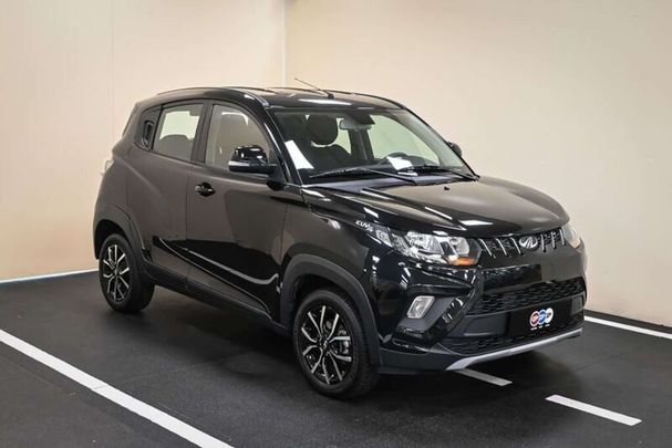 Mahindra KUV100 1.2 64 kW image number 2