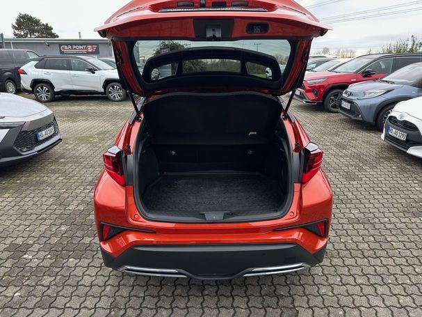 Toyota C-HR 2.0 Hybrid 135 kW image number 12