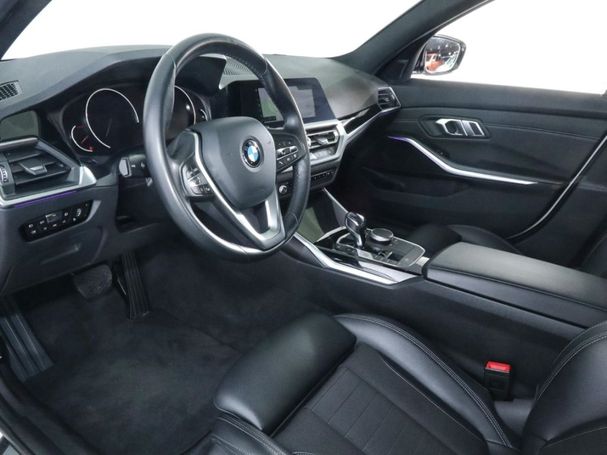 BMW 320d Sport Line 140 kW image number 8