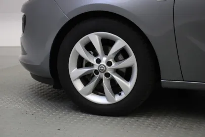 Car image 31